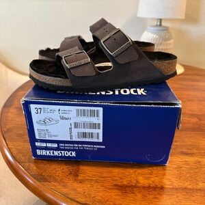 Birkenstock, Arizona